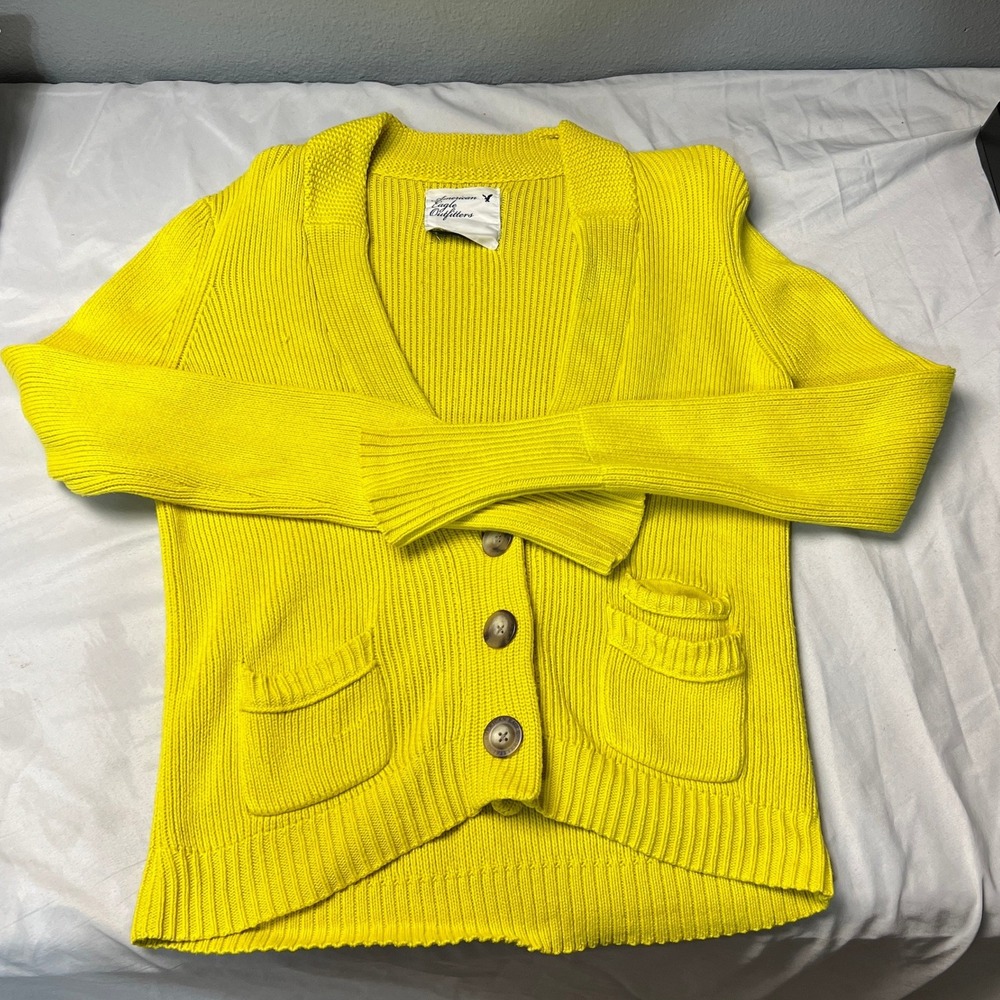 American Eagle Outfitters Acadmeia Yellow Knit Cardigan Sweater XL Pocket Button